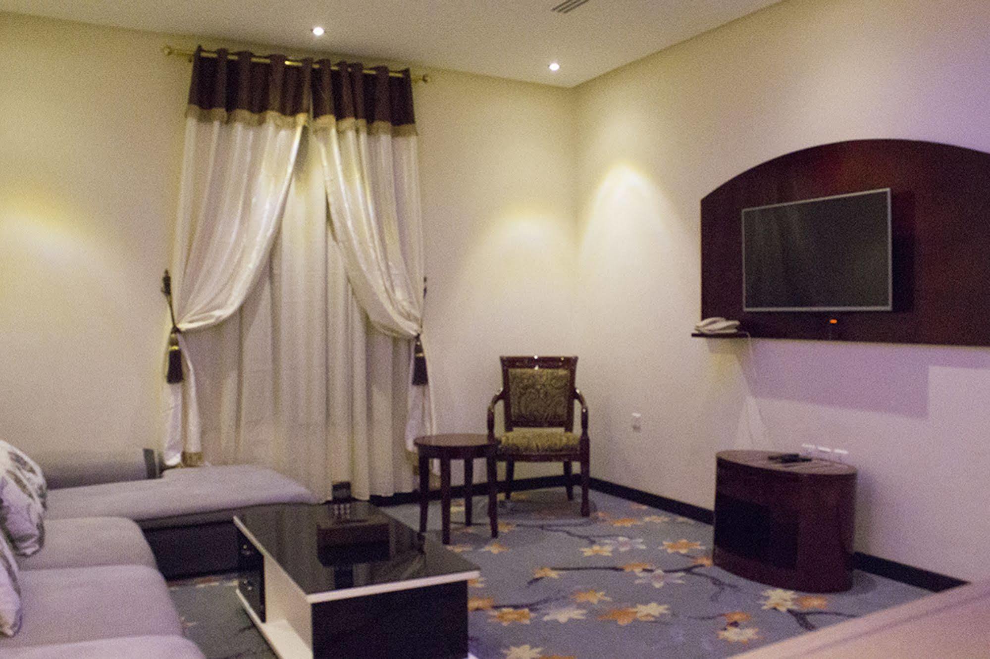 Hotel Merfal Royal