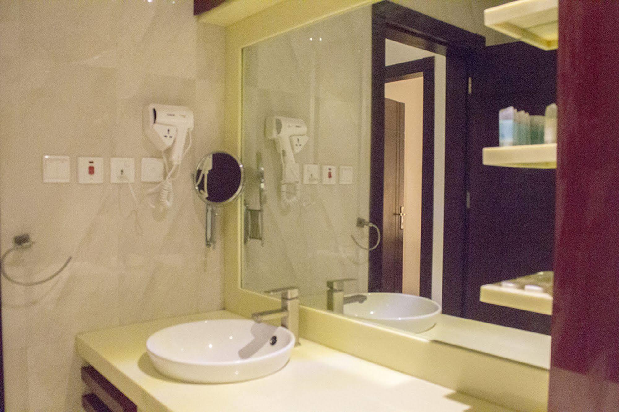Merfal Royal Hotel