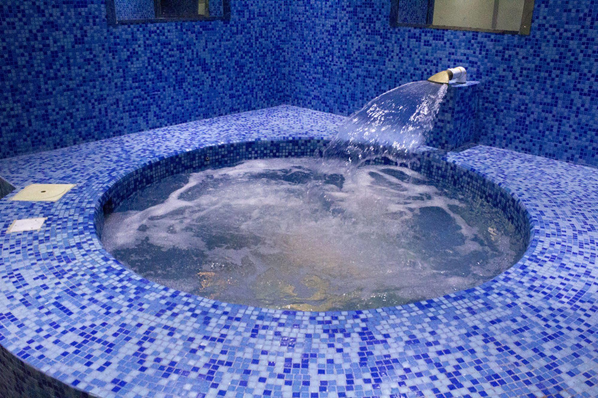 Merfal Royal Hotel